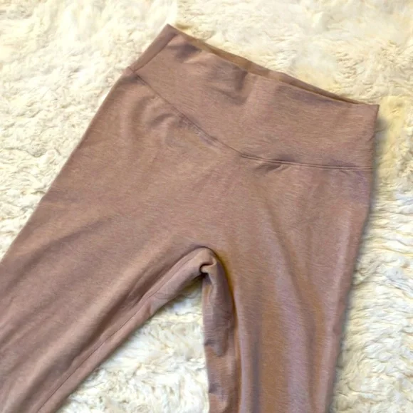 Buffbunny Dream Heathered Leggings - Picture 3 of 7